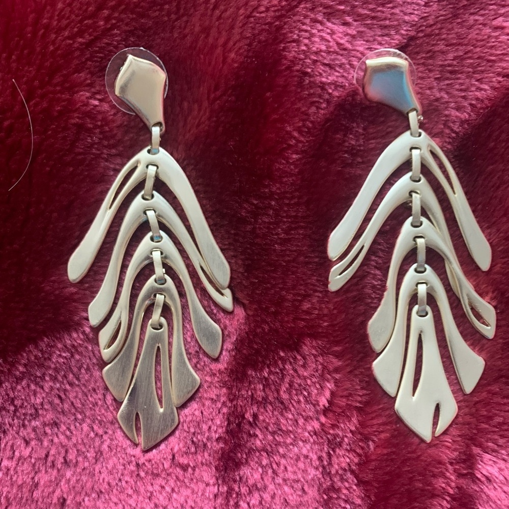 Kendra Scott Earrings - Lotus design. Worn three times.